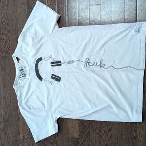 FCUK Vintage Y2K Streetwear White T-Shirt with Headphone Graphic size L